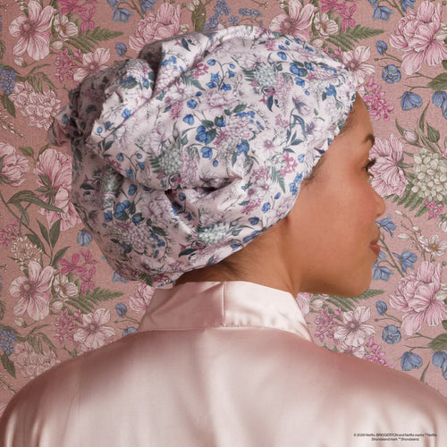 kitsch Bridgerton x Kitsch Satin-Lined Flexi Shower Cap in Wisteria