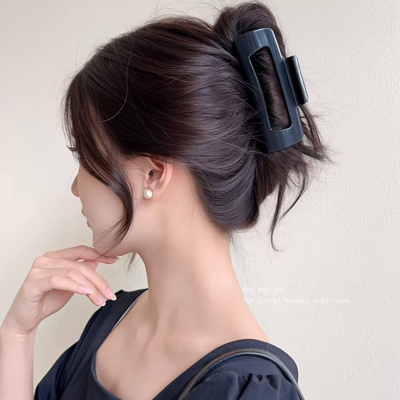 Triangular Soft Silicone Hair Clip